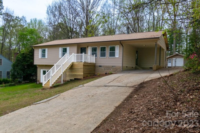 Property image 2 at 1937 Terra Lane, Lancaster, SC 29720
