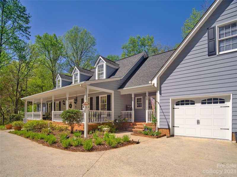 Property image 3 at 3408 Thoroughbred Court, Gastonia, NC 28056