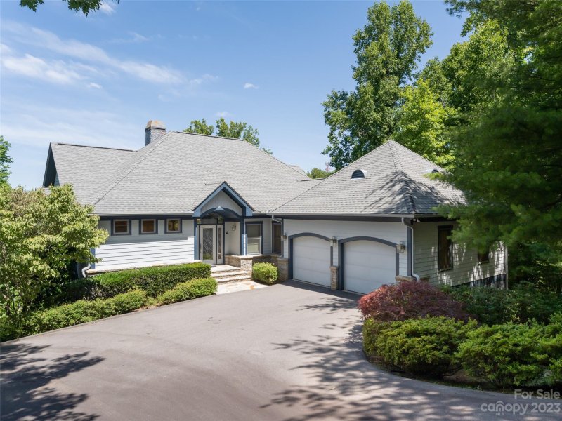 Property image 2 at 42 Chimney Crest Drive, Asheville, NC 28806