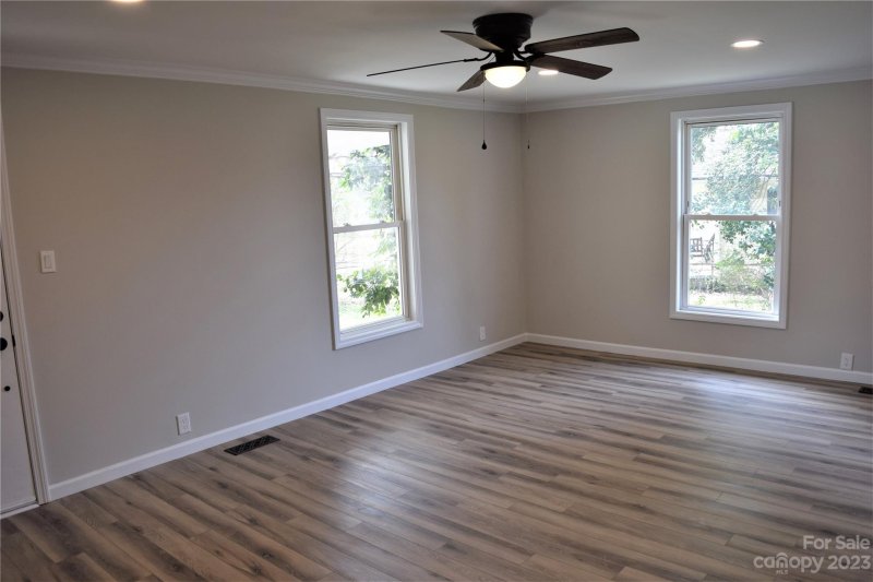 Property image 4 at 2403 Gardner Street, Gastonia, NC 28056