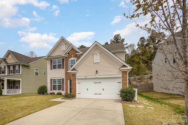 Property image 2 at 600 Augustus Lane, Mount Holly, NC 28120