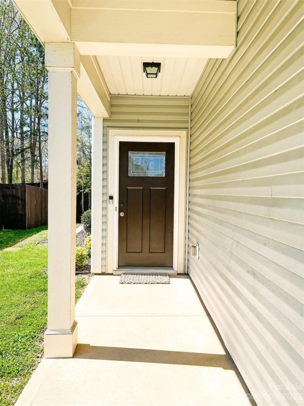 Property image 2 at 2628 Bramble Ridge Court, Charlotte, NC 28215