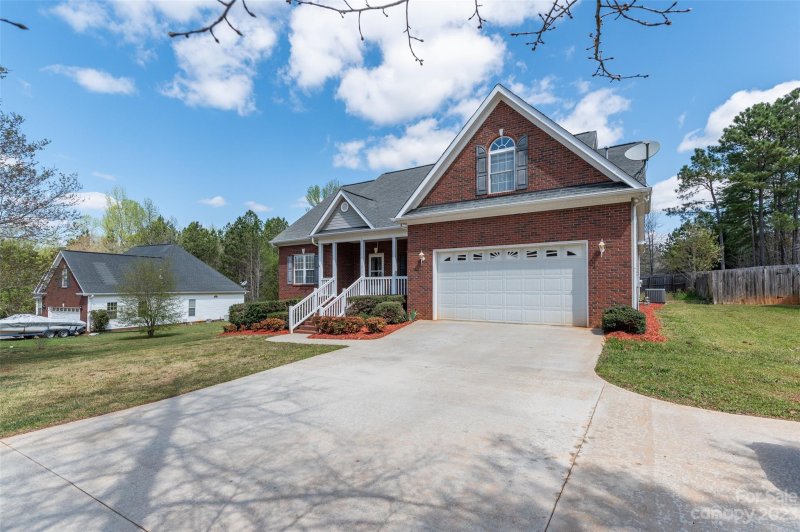 Property image 3 at 3736 Travertine Drive, Lancaster, SC 29720