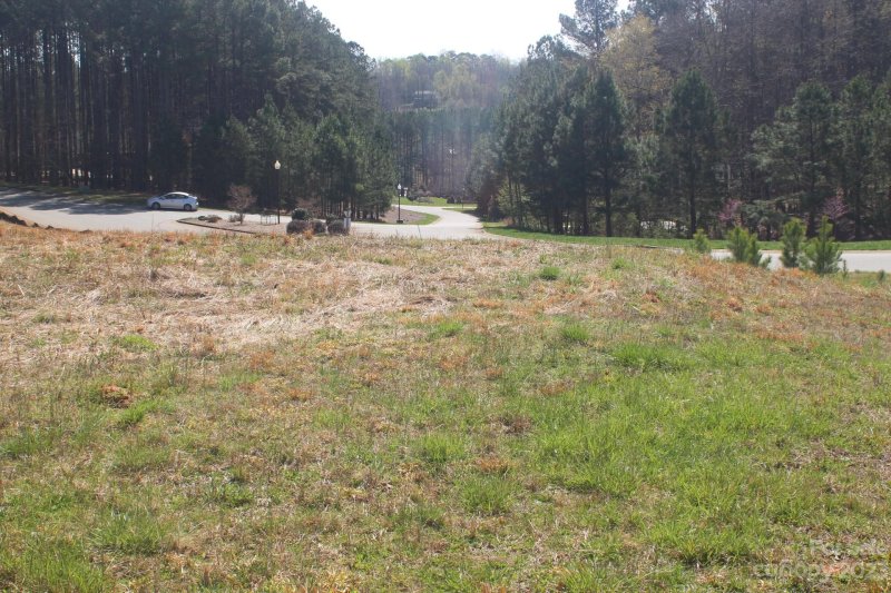 Property image 2 at 136 White Fawn Circle, Granite Falls, NC 28630