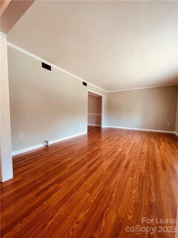 Property image 2 at 6160 Timberlane Terrace, Hickory, NC 28603