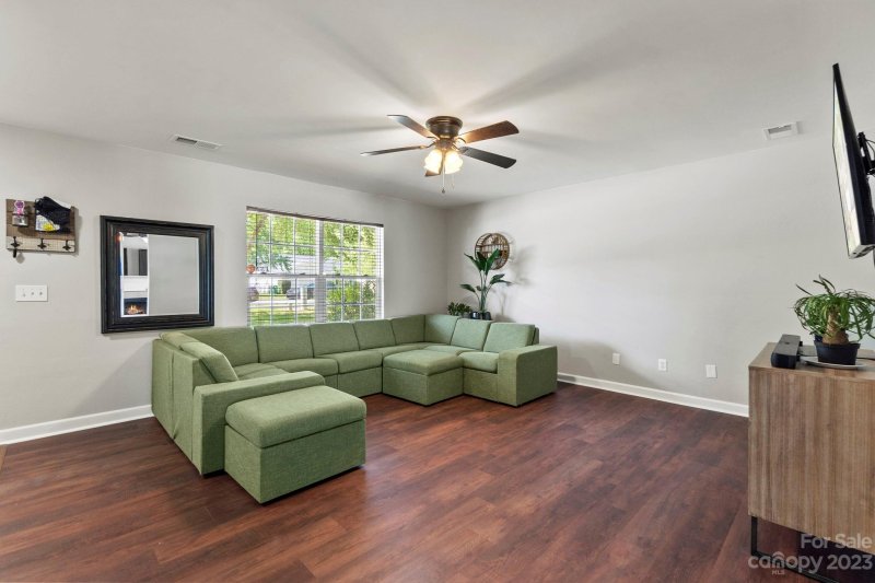 Property image 3 at 10518 Wilson Glen Drive, Charlotte, NC 28214