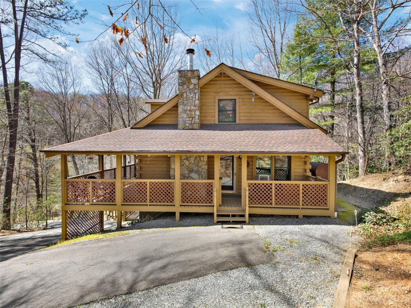 250 Sleepy Hollow Drive