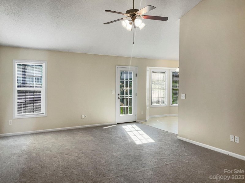 Property image 3 at 3024 Hereford Lane, Dallas, NC 28034