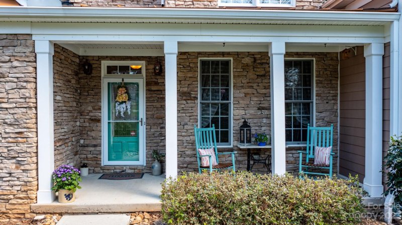 Property image 2 at 405 Saint Andrews Road, Statesville, NC 28625