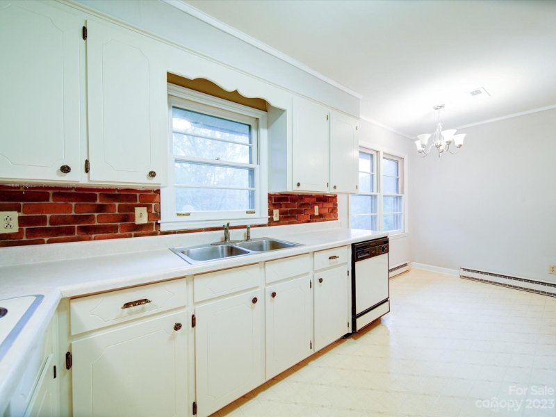 Property image 3 at 838 Allister Drive, Charlotte, NC 28227