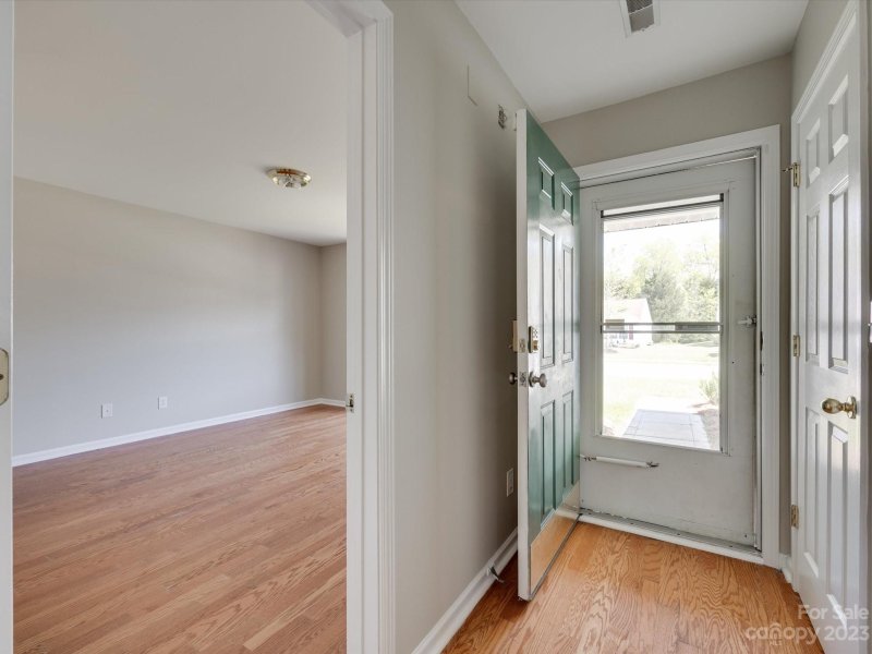 Property image 4 at 1300 Shenandoah Circle, Rock Hill, SC 29730