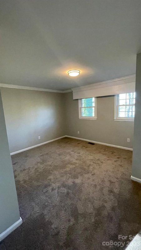 Property image 5 at 1520 Castell Lane, Hickory, NC 28601