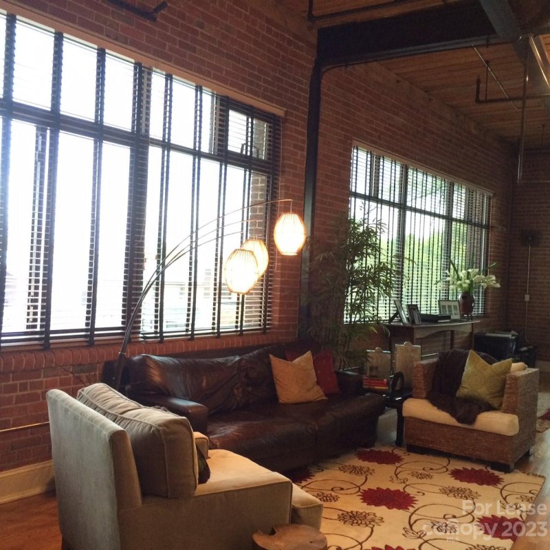 Property image 2 at 310 Arlington Avenue, Charlotte, NC 28203