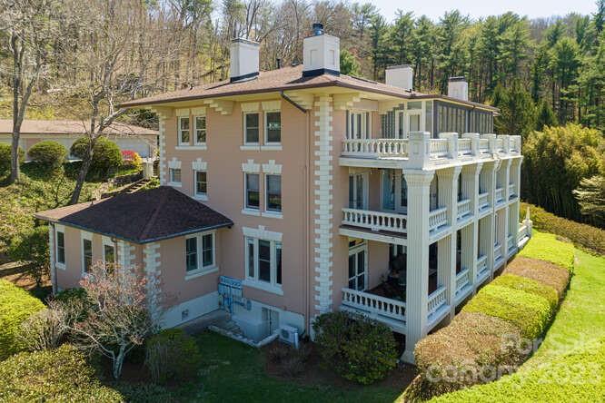 Property image 2 at 181 Ardmion Park, Asheville, NC 28801