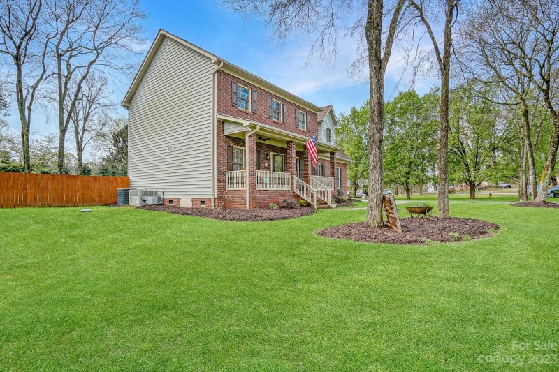 Property image 3 at 2532 Saddlewood Circle, Concord, NC 28027