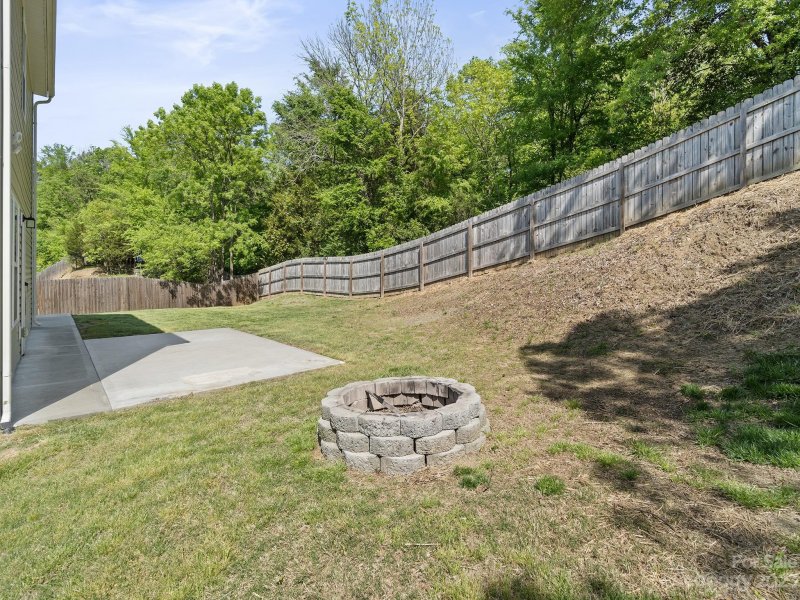 Property image 5 at 2301 Bloomfield Drive, Kannapolis, NC 28081