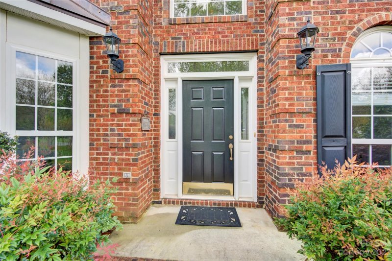 Property image 2 at 1112 Applegate Parkway, Waxhaw, NC 28173