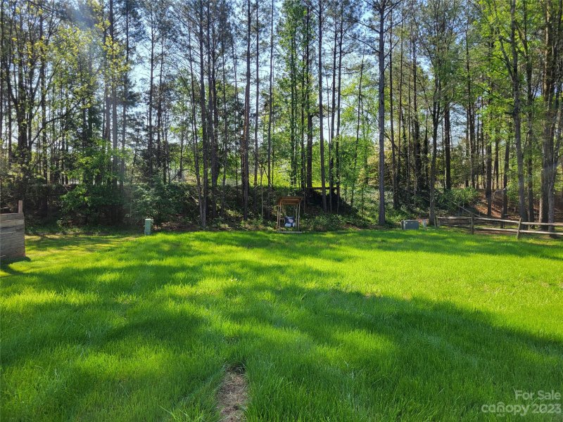 Property image 3 at 11225 Coachman Circle, Charlotte, NC 28277