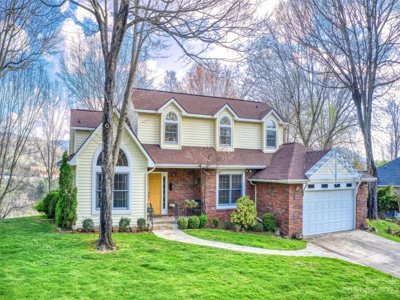 250 Foxfire Estates Circle