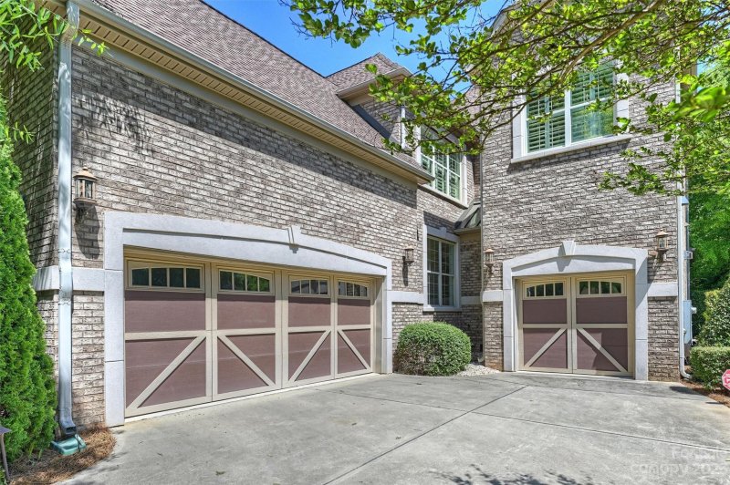 Property image 2 at 4425 Greenbriar Hills Plantation Road, Charlotte, NC 28277