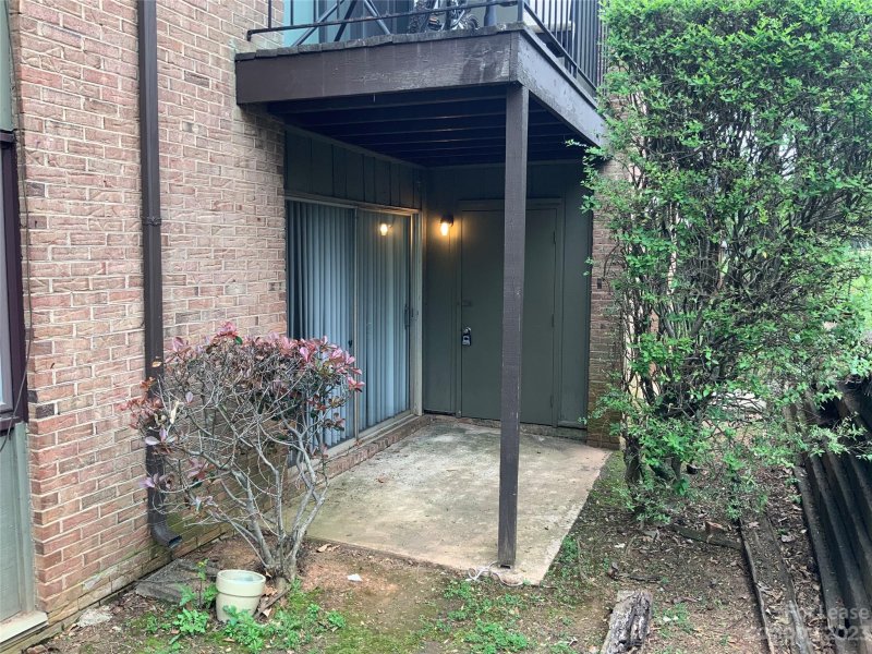 Property image 2 at 415 Orchard Trace Lane, Charlotte, NC 28213