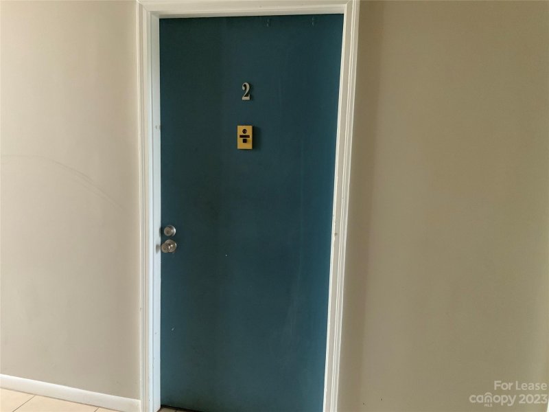 Property image 3 at 415 Orchard Trace Lane, Charlotte, NC 28213