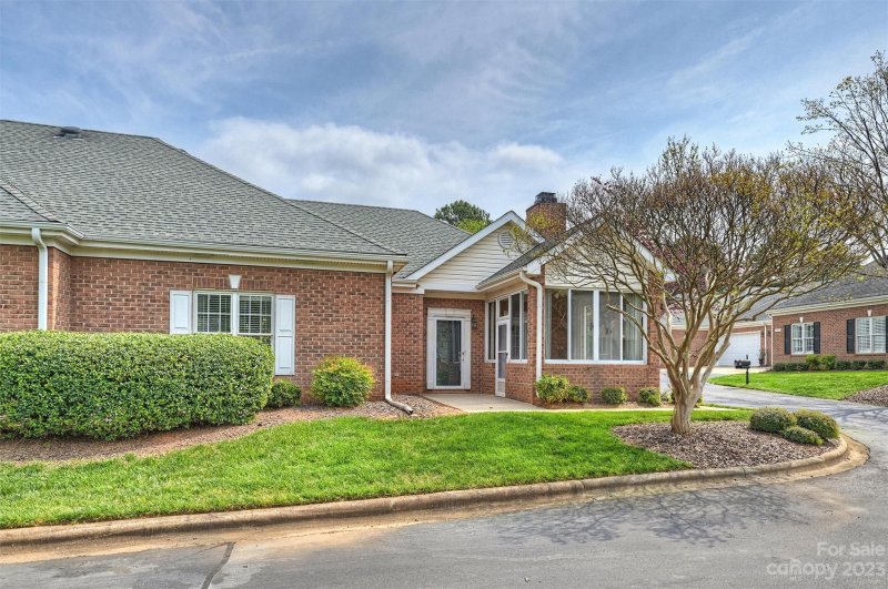 Property image 2 at 11407 Olde Saint Andrews Court, Charlotte, NC 28277