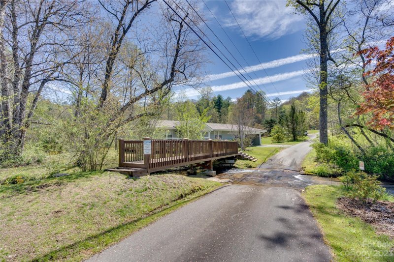 Property image 2 at 3511 Willow Creek Road, Hendersonville, NC 28739