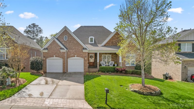 711 Cherry Hills Place