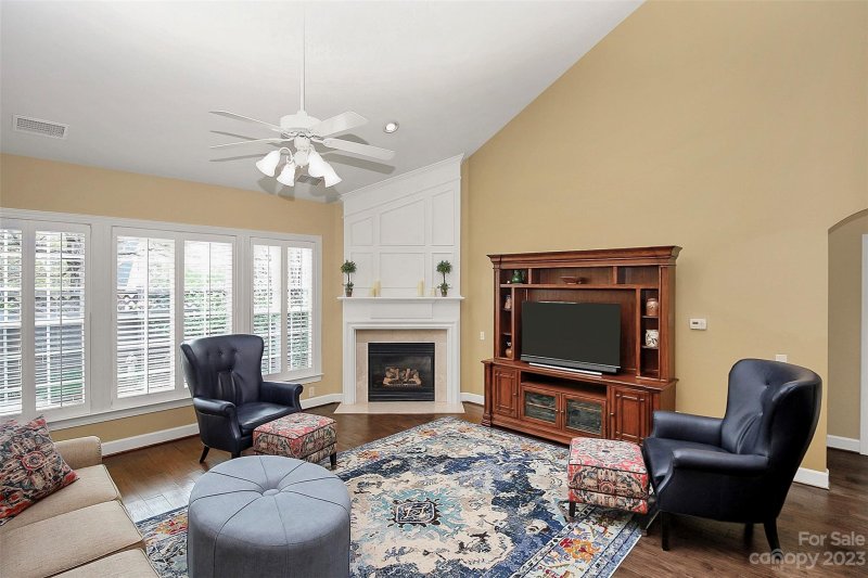 Property image 3 at 320 Falesco Lane, Matthews, NC 28105