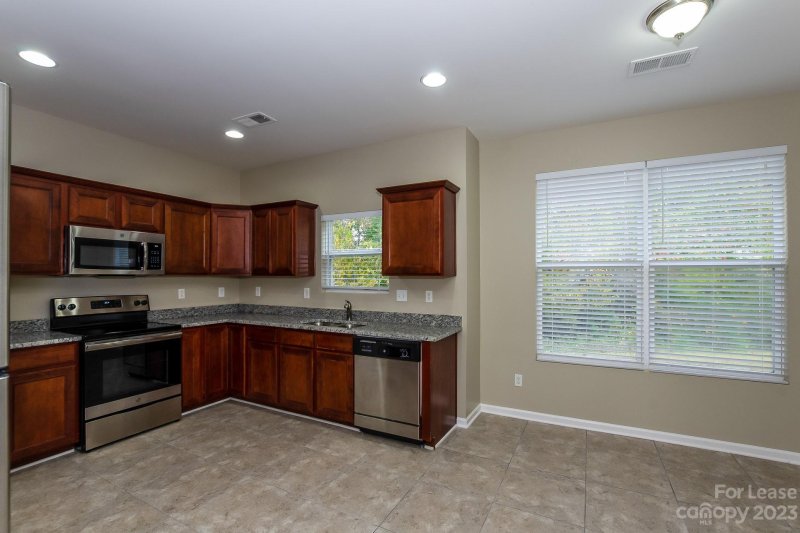 Property image 5 at 5607 Chiefly Court, Charlotte, NC 28212