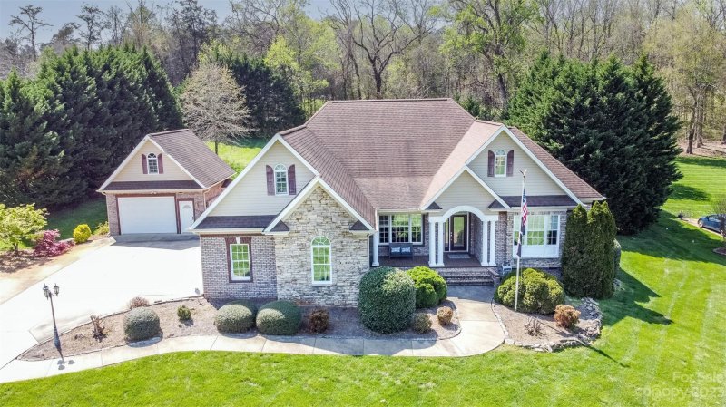 Property image 2 at 137 Natures Trail, Statesville, NC 28625