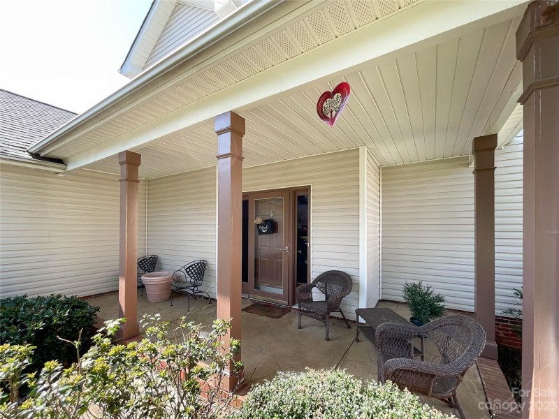 Property image 3 at 2016 Westminster Lane, Matthews, NC 28104