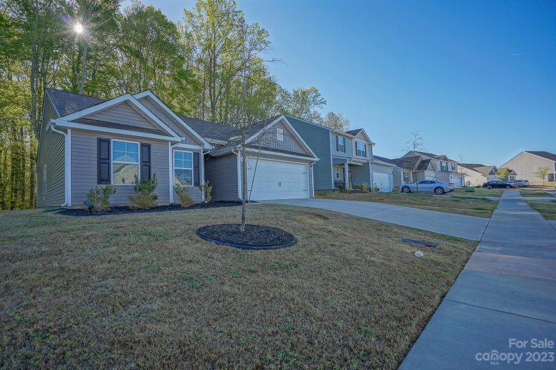 Property image 2 at 320 Waterstone Drive, Salisbury, NC 28146