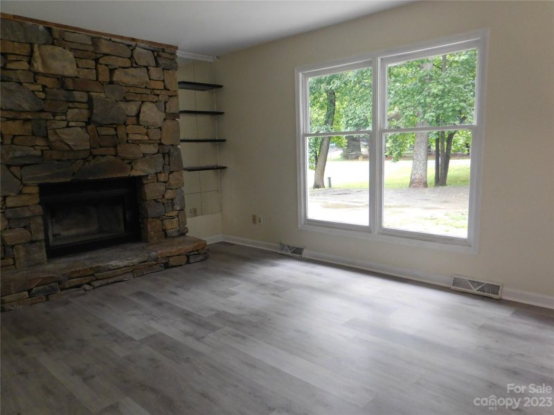 Property image 5 at 923 Fanning Bridge Road, Fletcher, NC 28732