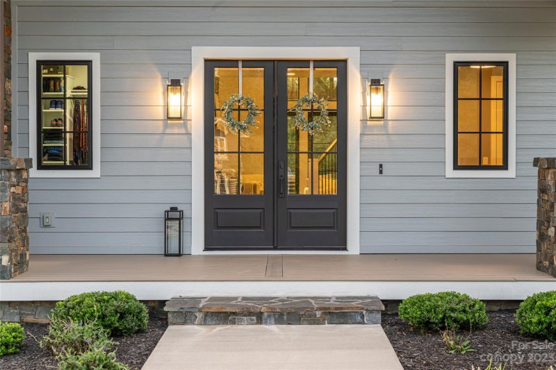 Property image 3 at 162 Skytop Farm Lane, Hendersonville, NC 28791