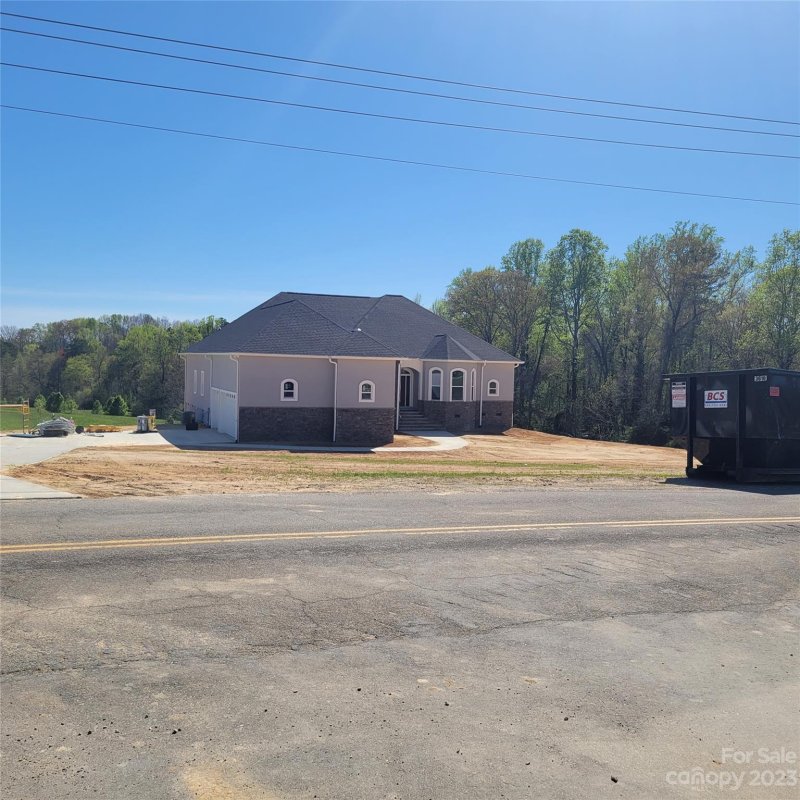 Property image 3 at 1033 Harrogate Drive, Bessemer City, NC 28016