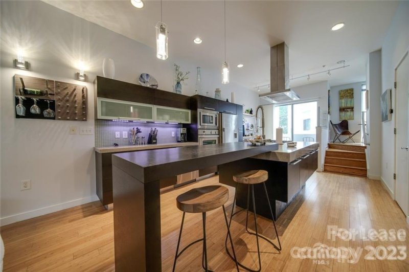 322 Viburnum Way Court