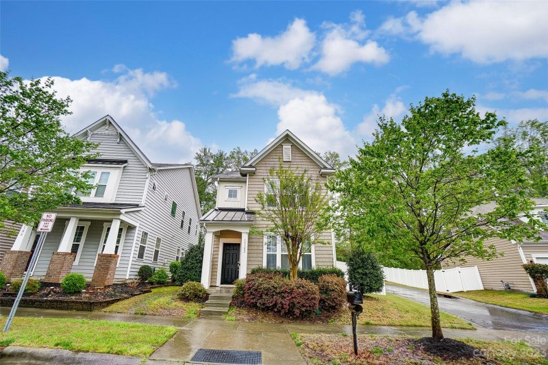 Property image 5 at 13102 Heath Grove Drive, Huntersville, NC 28078