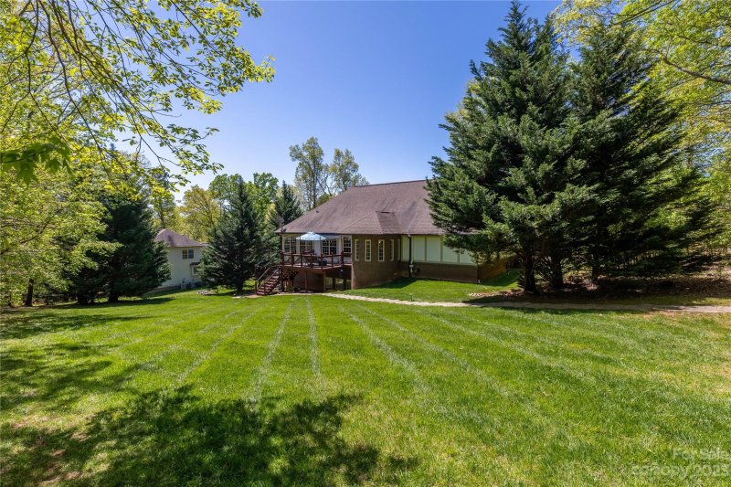 Property image 5 at 3975 Plantation Drive, Morganton, NC 28655