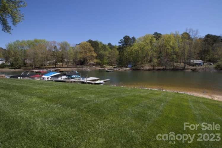 Property image 3 at 2469 Smith Harbour Drive, Denver, NC 28037