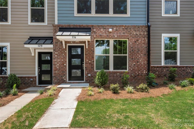 Property image 2 at 116 Judson Avenue, Charlotte, NC 28208