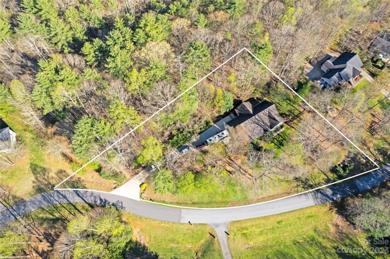 Property image 4 at 576 Brook Knoll Circle, Weaverville, NC 28787