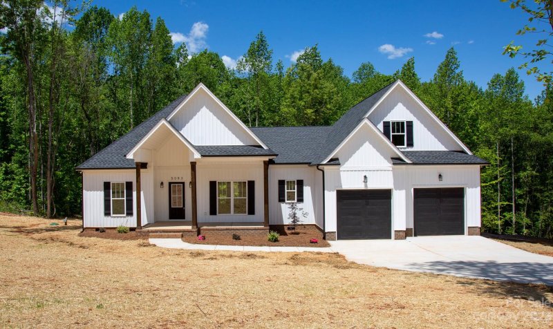 5083 Oxbow Run Lane