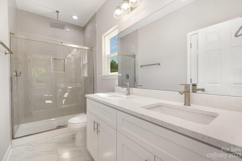 Property image 2 at 606 Berkshire Drive, Statesville, NC 28677