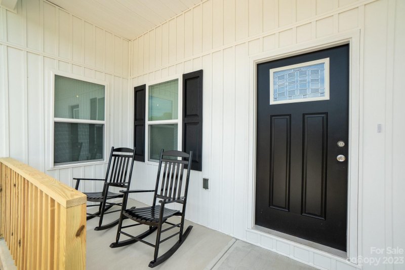 Property image 3 at 606 Berkshire Drive, Statesville, NC 28677