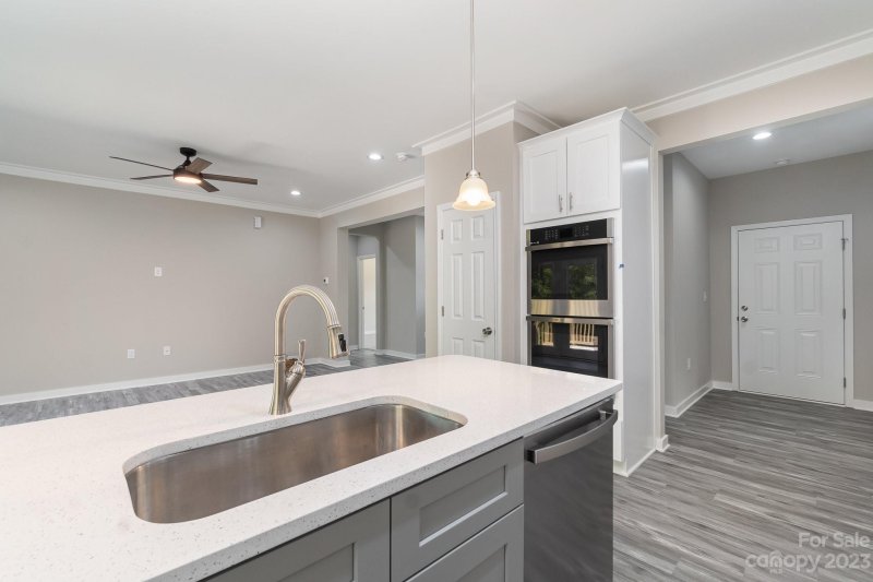 Property image 5 at 606 Berkshire Drive, Statesville, NC 28677