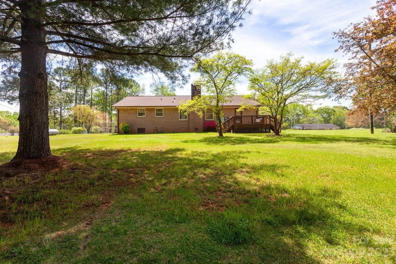 Property image 4 at 109 Greendale Drive, Mount Holly, NC 28120