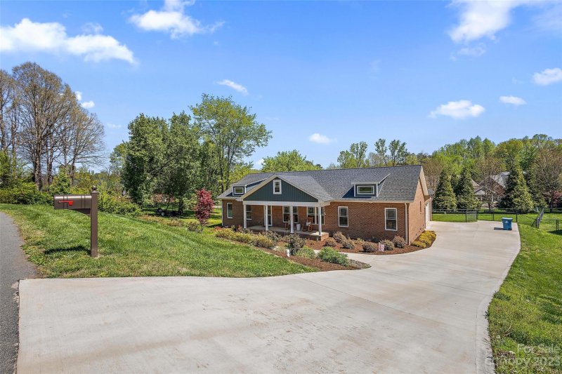 Property image 3 at 107 Spindle Drive, Maiden, NC 28650