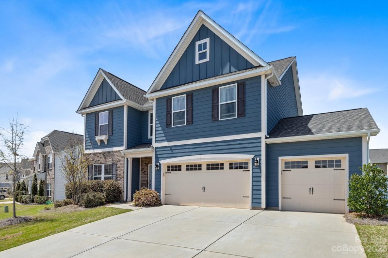 Property image 2 at 1802 Tendril Avenue, Waxhaw, NC 28173